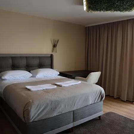 Hotel Weromerie Premium And Wormer