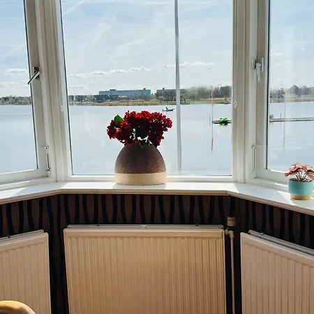 Weromerie Premium And Hotel Wormer