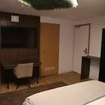 Hotel Weromerie Premium And